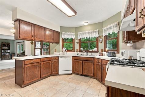 8433 Hearth Circle NW Massillon OH 44646