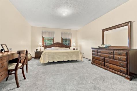 8433 Hearth Circle NW Massillon OH 44646