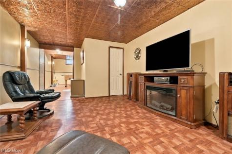 8433 Hearth Circle NW Massillon OH 44646