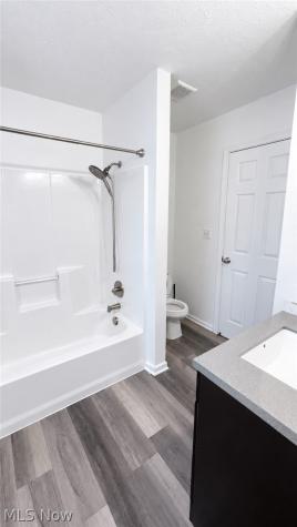 2361 E 59th Street Cleveland OH 44104