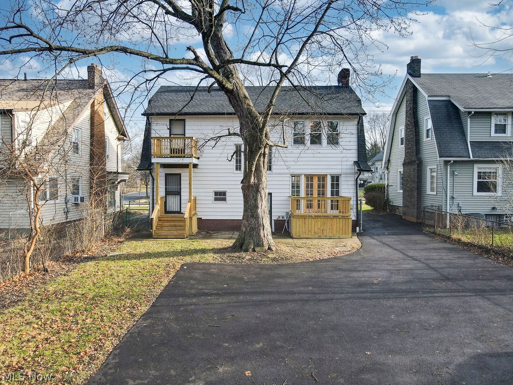 1686 Lee Road Cleveland Heights OH 44118