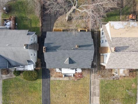 1686 Lee Road Cleveland Heights OH 44118