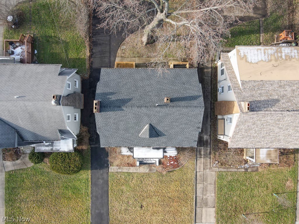 1686 Lee Road Cleveland Heights OH 44118