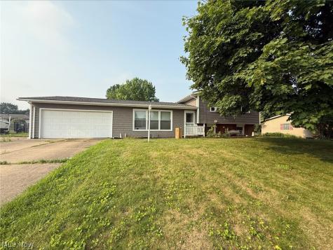 5364 Pisces Street SW Canton OH 44706