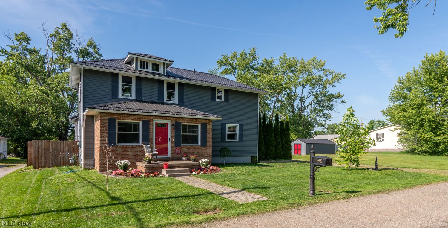 688 W Florida Avenue Sebring OH 44672
