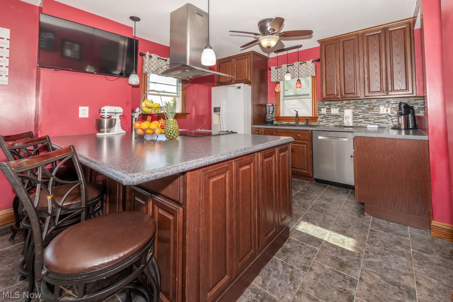 688 W Florida Avenue Sebring OH 44672