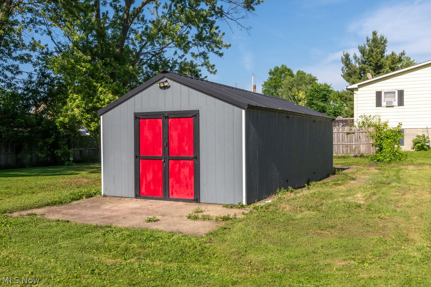 688 W Florida Avenue Sebring OH 44672