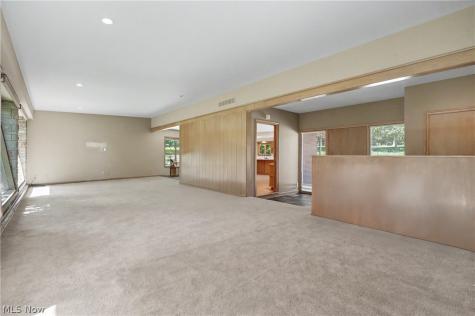 7532 Diagonal Road Kent OH 44240