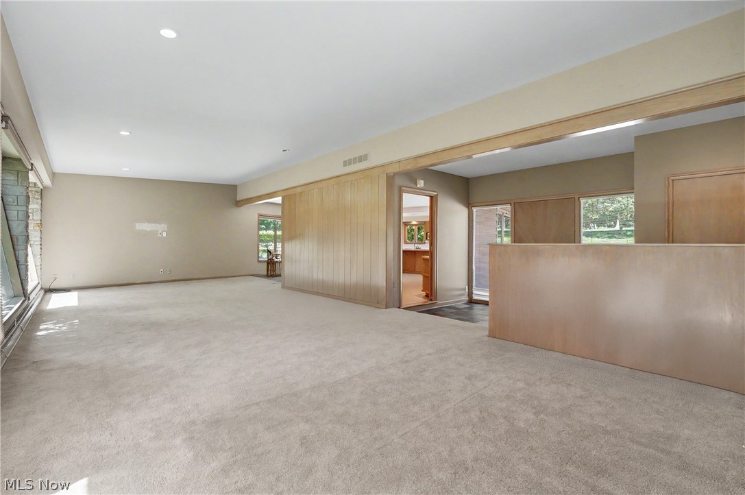7532 Diagonal Road Kent OH 44240