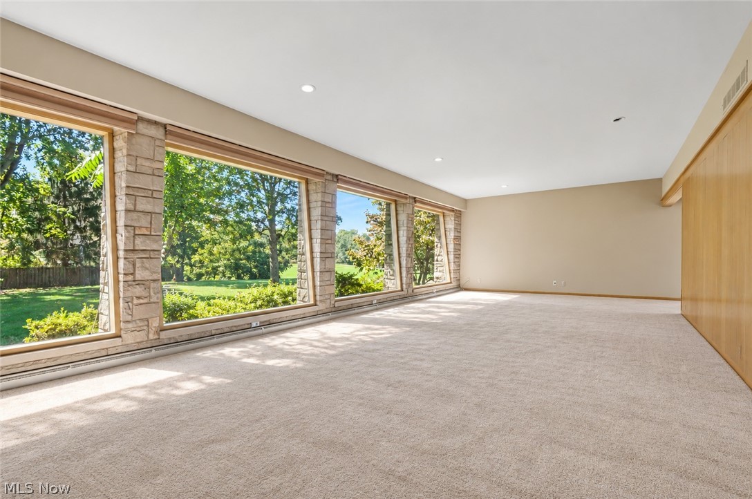 7532 Diagonal Road Kent OH 44240
