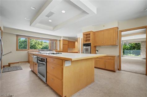 7532 Diagonal Road Kent OH 44240