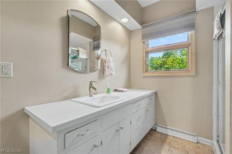 7532 Diagonal Road Kent OH 44240
