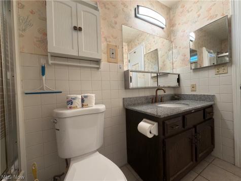 894 Jean Avenue Akron OH 44310