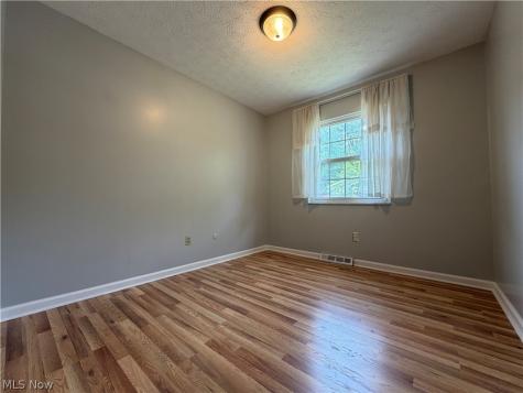 894 Jean Avenue Akron OH 44310
