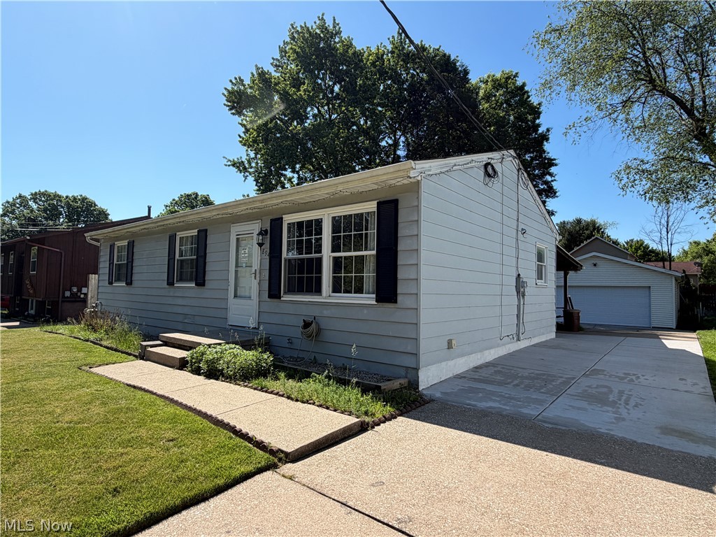 894 Jean Avenue Akron OH 44310