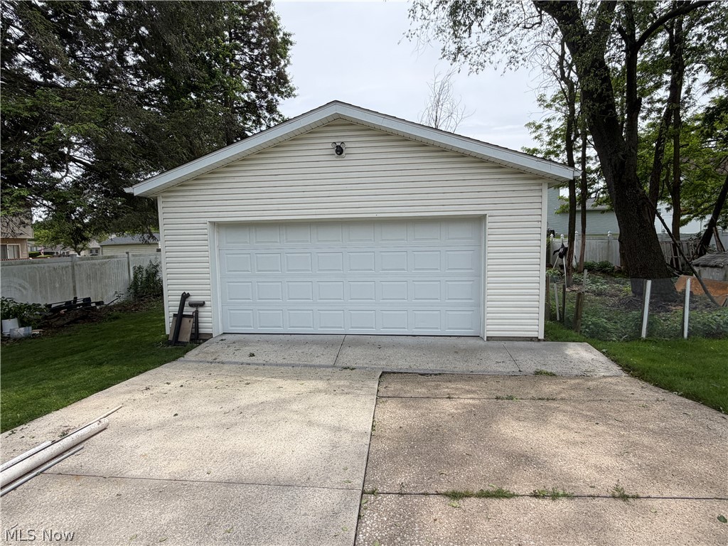 894 Jean Avenue Akron OH 44310