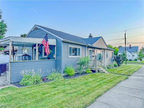 162 Mitchell Street Barberton OH 44203