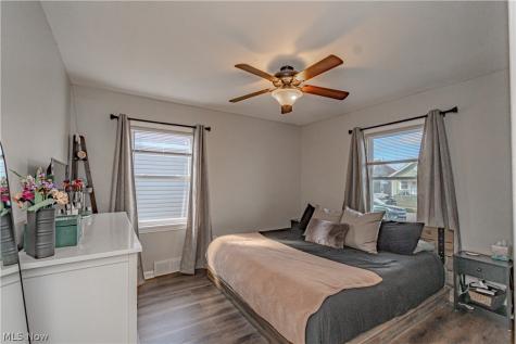 162 Mitchell Street Barberton OH 44203