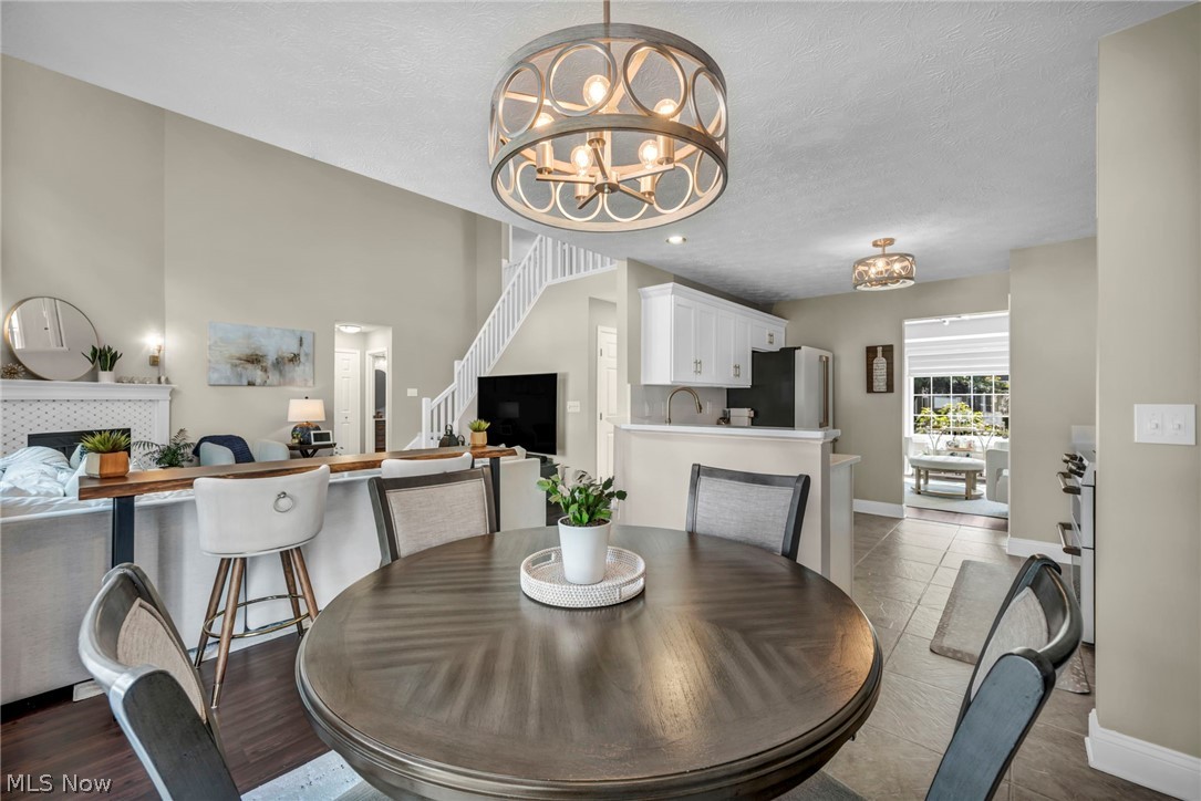 1454 Hollow Wood Lane Avon OH 44011