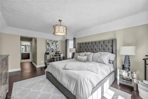 1454 Hollow Wood Lane Avon OH 44011