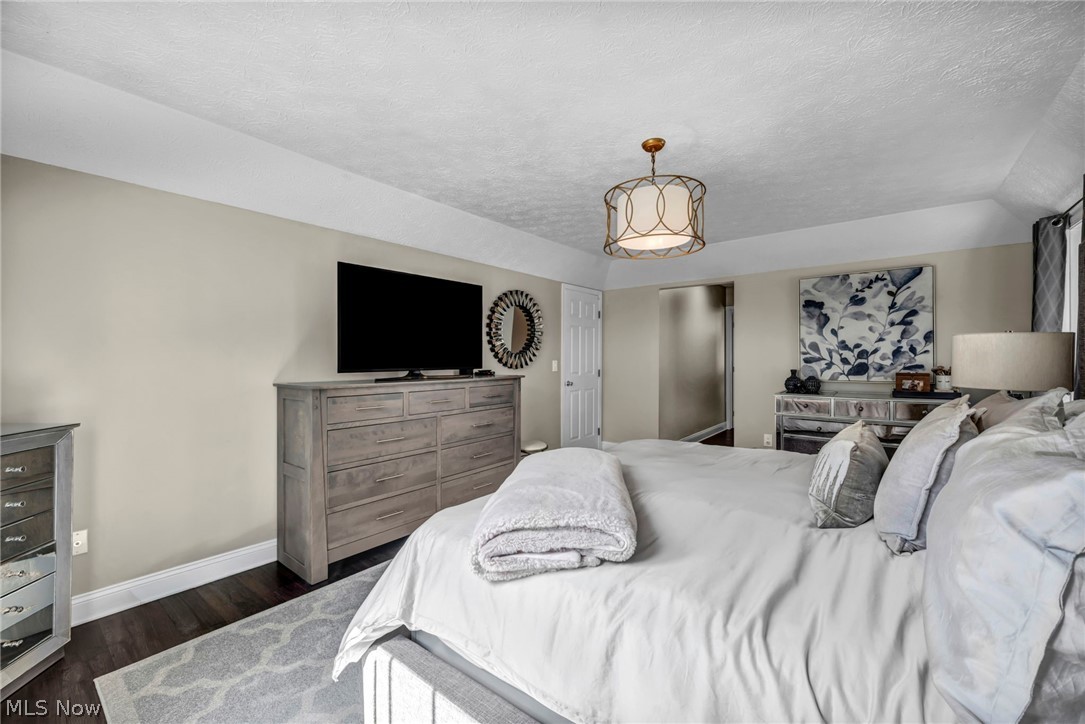 1454 Hollow Wood Lane Avon OH 44011