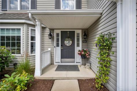 1454 Hollow Wood Lane Avon OH 44011