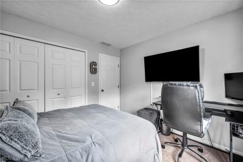 1454 Hollow Wood Lane Avon OH 44011