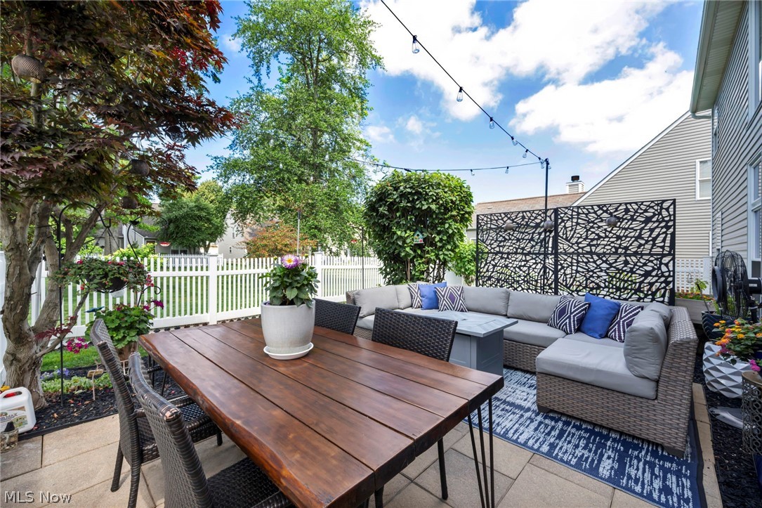 1454 Hollow Wood Lane Avon OH 44011