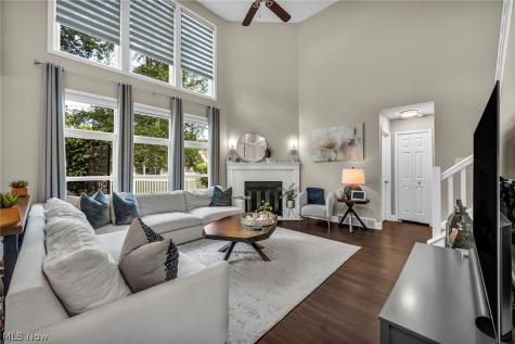 1454 Hollow Wood Lane Avon OH 44011
