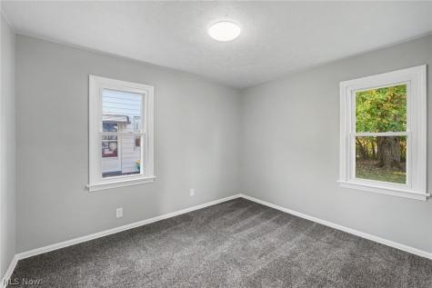 448 E 328th Street Willowick OH 44095