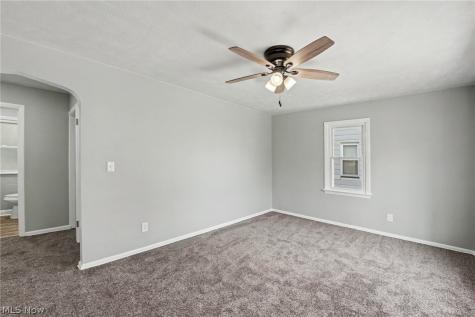 448 E 328th Street Willowick OH 44095