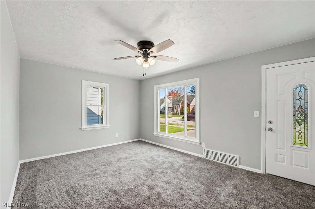 448 E 328th Street Willowick OH 44095