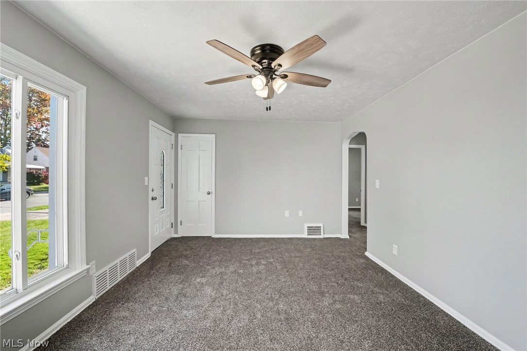 448 E 328th Street Willowick OH 44095