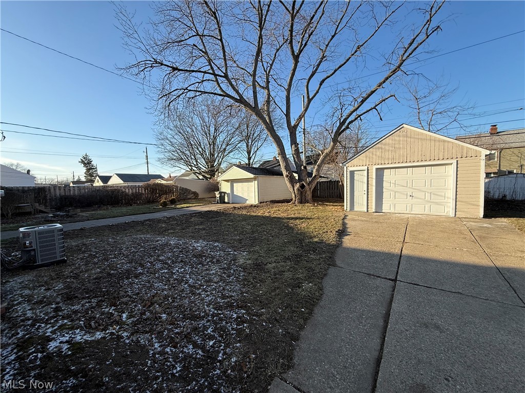 9114 Behrwald Avenue Brooklyn OH 44144