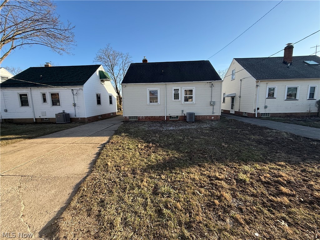 9114 Behrwald Avenue Brooklyn OH 44144