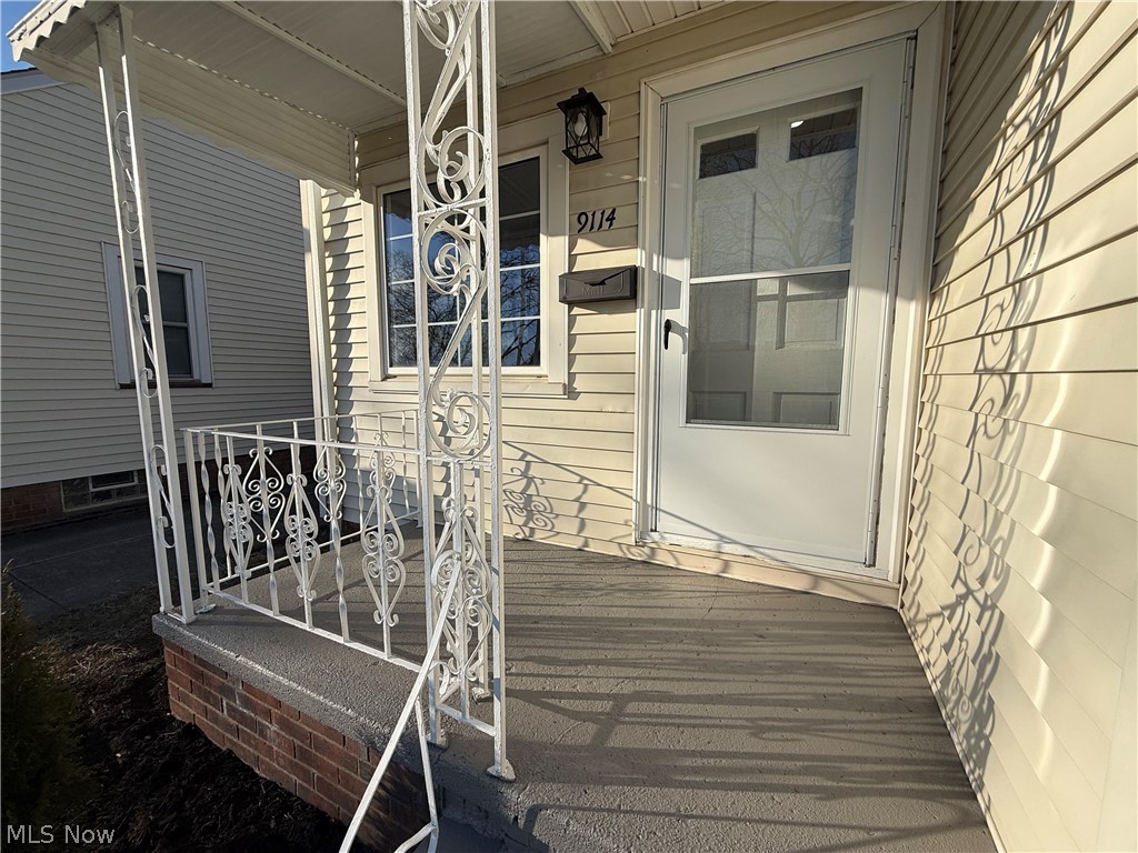 9114 Behrwald Avenue Brooklyn OH 44144