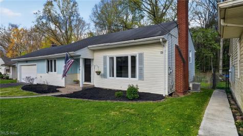 3289 Cricket Drive Youngstown OH 44511
