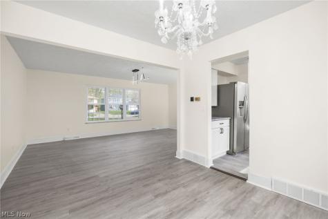 4590 Brendan Lane North Olmsted OH 44070