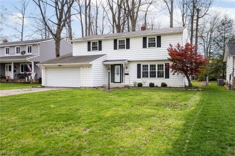 4590 Brendan Lane North Olmsted OH 44070