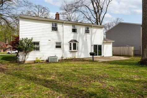 4590 Brendan Lane North Olmsted OH 44070