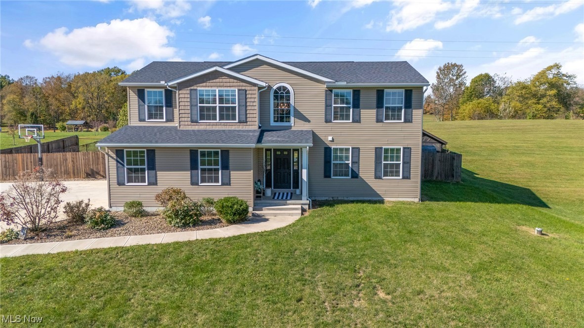 3835 Linda Way New Waterford OH 44445