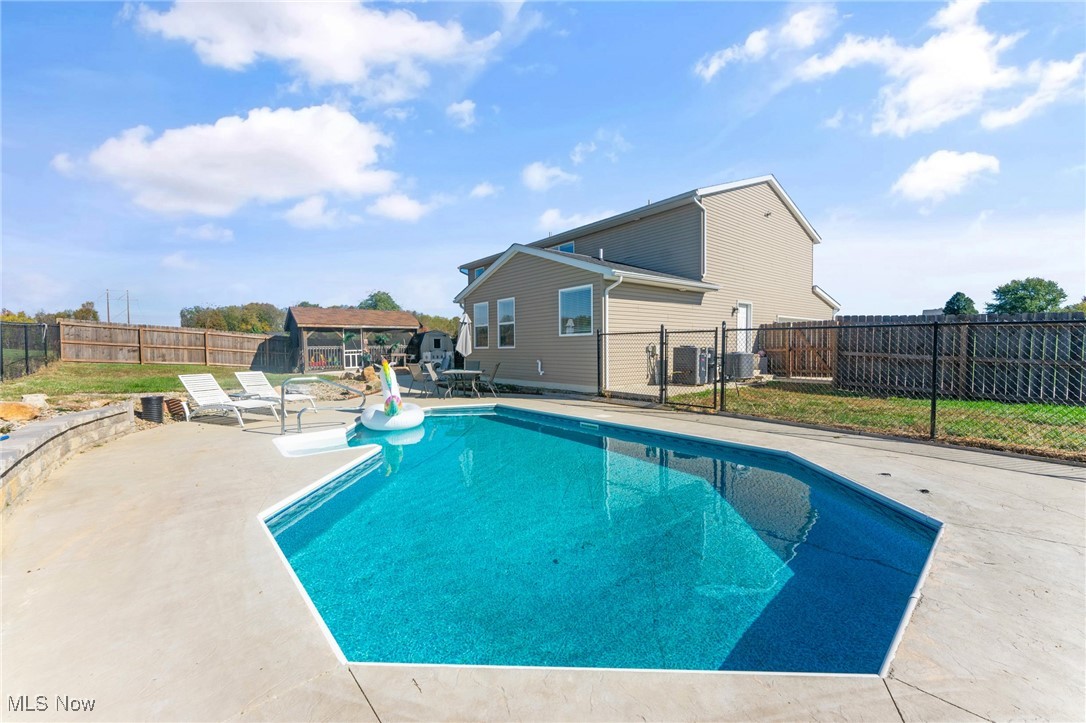 3835 Linda Way New Waterford OH 44445