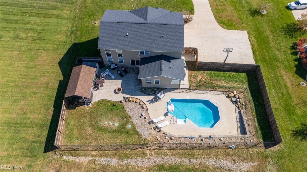 3835 Linda Way New Waterford OH 44445