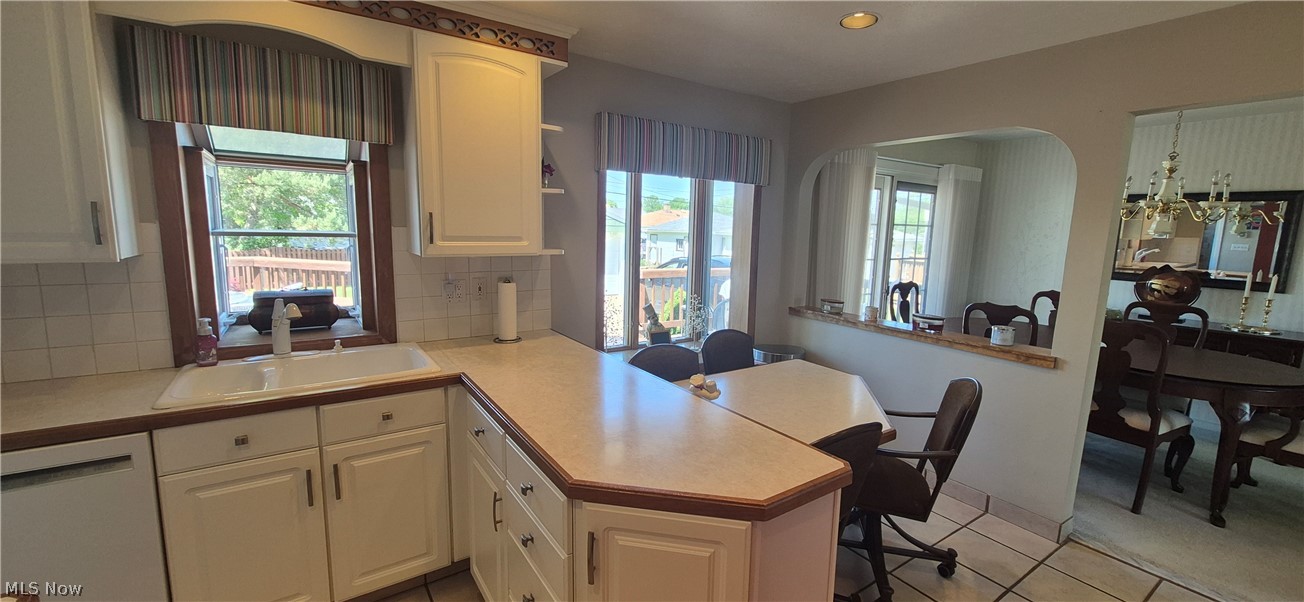 73 E Hillsdale Avenue Seven Hills OH 44131