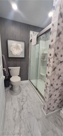 73 E Hillsdale Avenue Seven Hills OH 44131