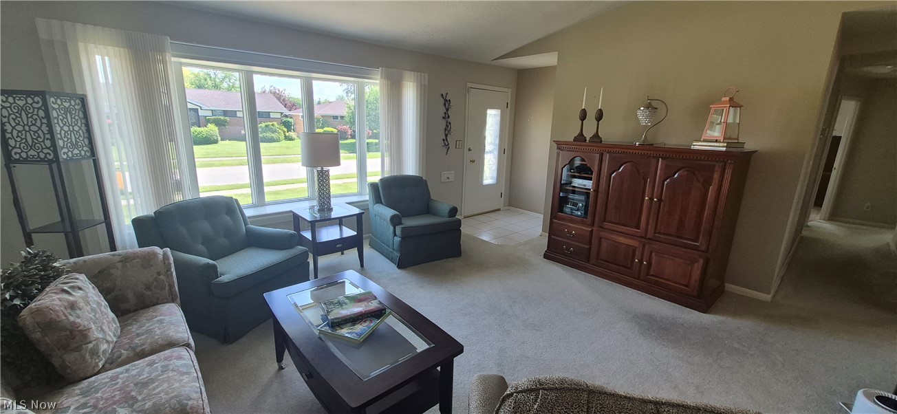 73 E Hillsdale Avenue Seven Hills OH 44131