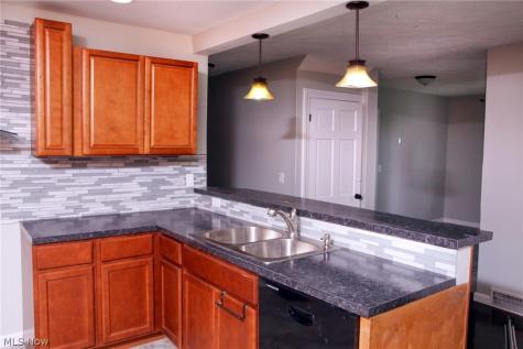 1103 22nd Street NE Canton OH 44714