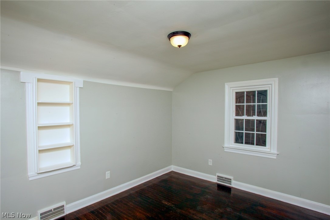 1103 22nd Street NE Canton OH 44714