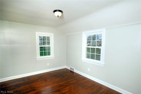 1103 22nd Street NE Canton OH 44714
