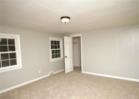 1103 22nd Street NE Canton OH 44714